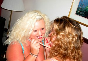 TAC Amateurs invite you to explore xxx pictures with Devlynn in lesbian sex scene